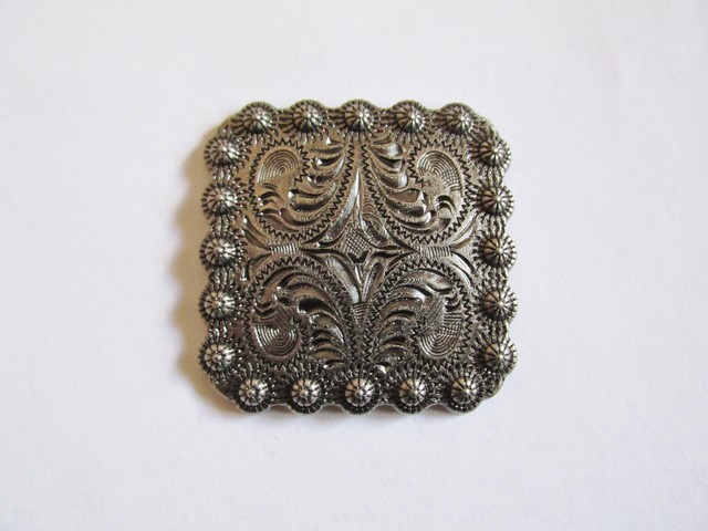 (image for) Antique silver square berry concho #YYY02-S-CONCHO12